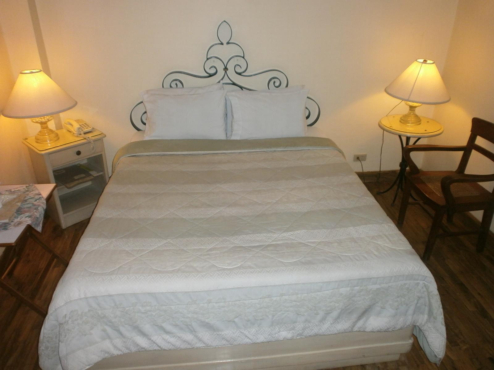 Roxas President'S Inn Bagian luar foto