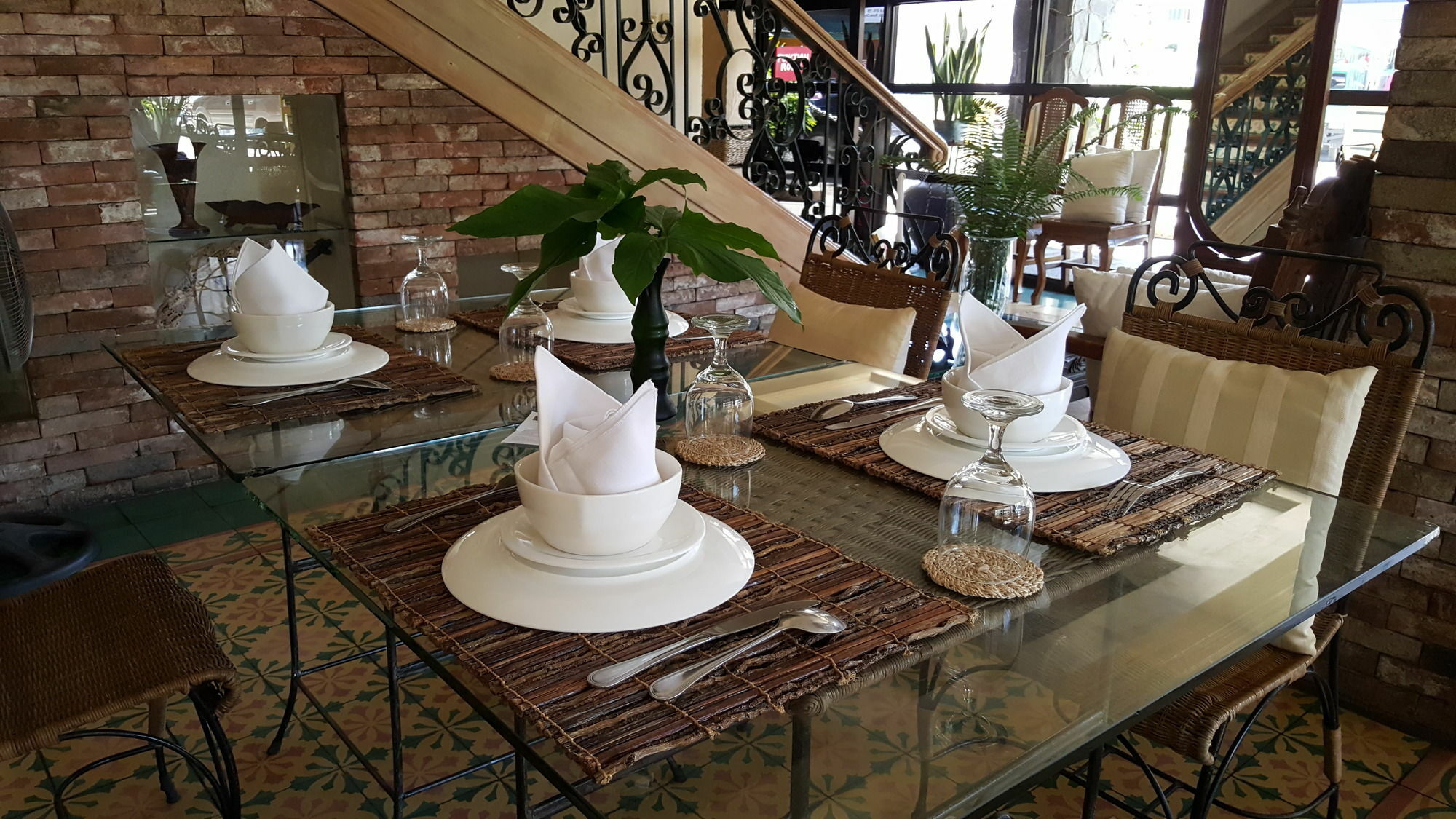 Roxas President'S Inn Bagian luar foto